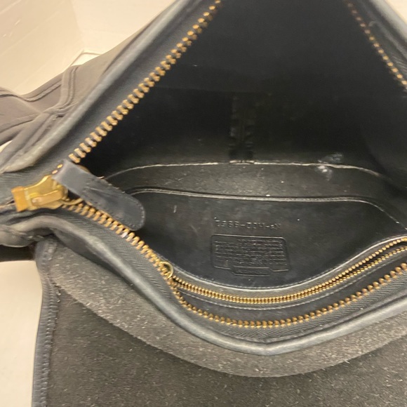 Vintage COACH Leather and Brass Flap Top Shoulder Bag - Picture 8 of 13